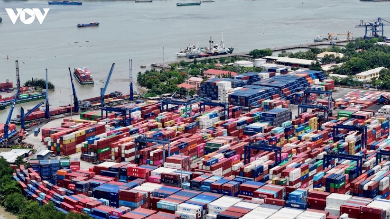 Overcoming administrative barriers to shape new FDI logistics corridor