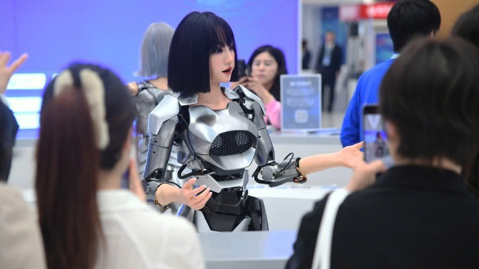 Mỹ dự kiến cấm nhập khẩu robot và bộ biến tần mới của Trung Quốc