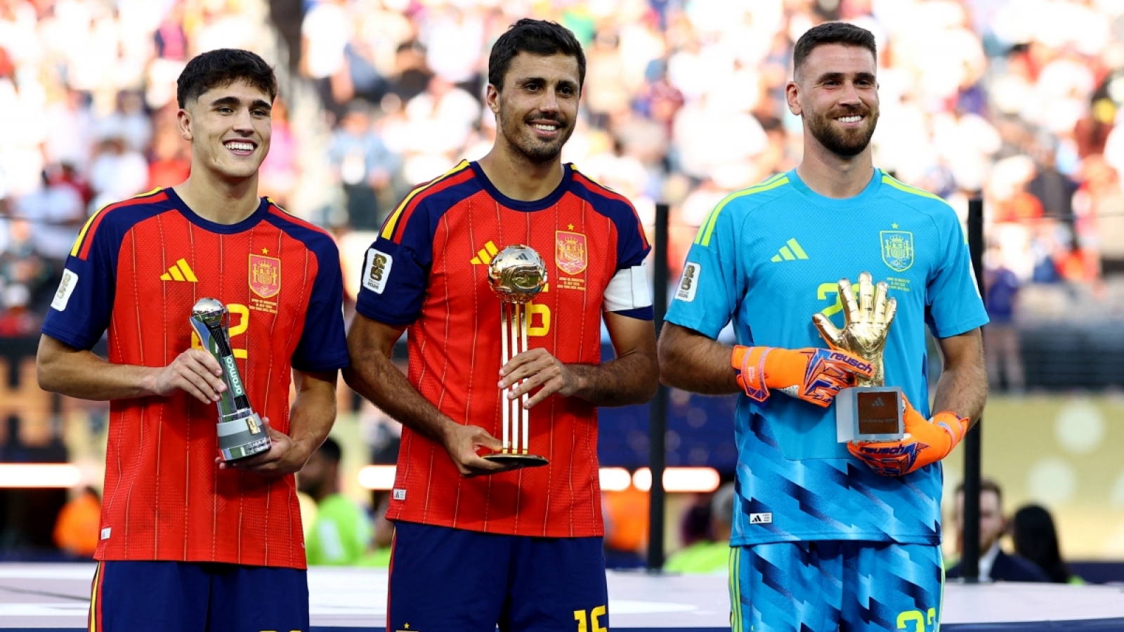 Rodri vượt Messi để giành Quả bóng Vàng World Cup 2026