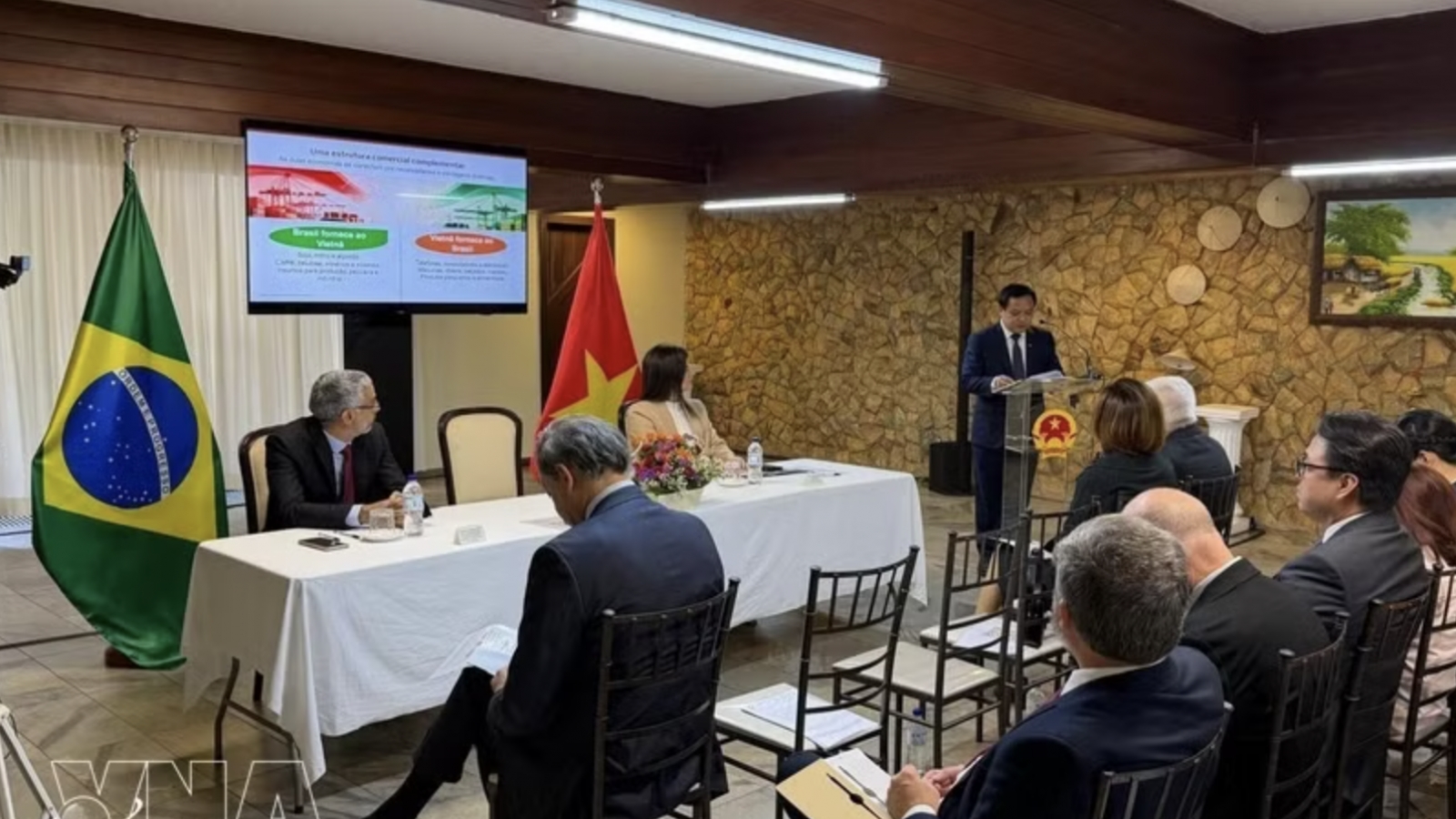 Vietnam, Brazil seek ways to promote trade, investment cooperation
