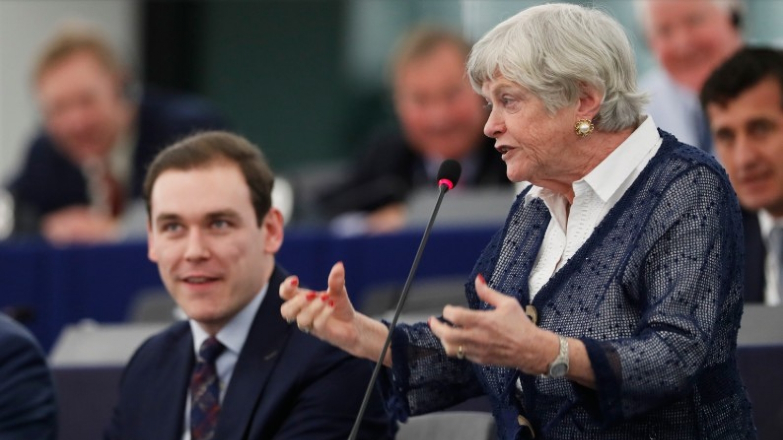 Cảnh sát Anh điều tra vụ cựu Bộ trưởng Ann Widdecombe tử vong