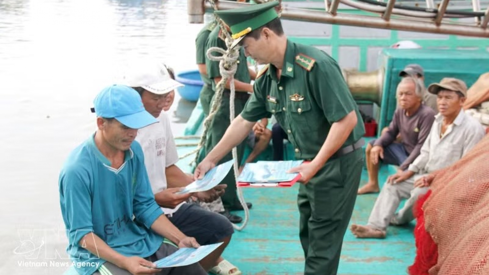 Lam Dong expands community-led models to combat IUU fishing