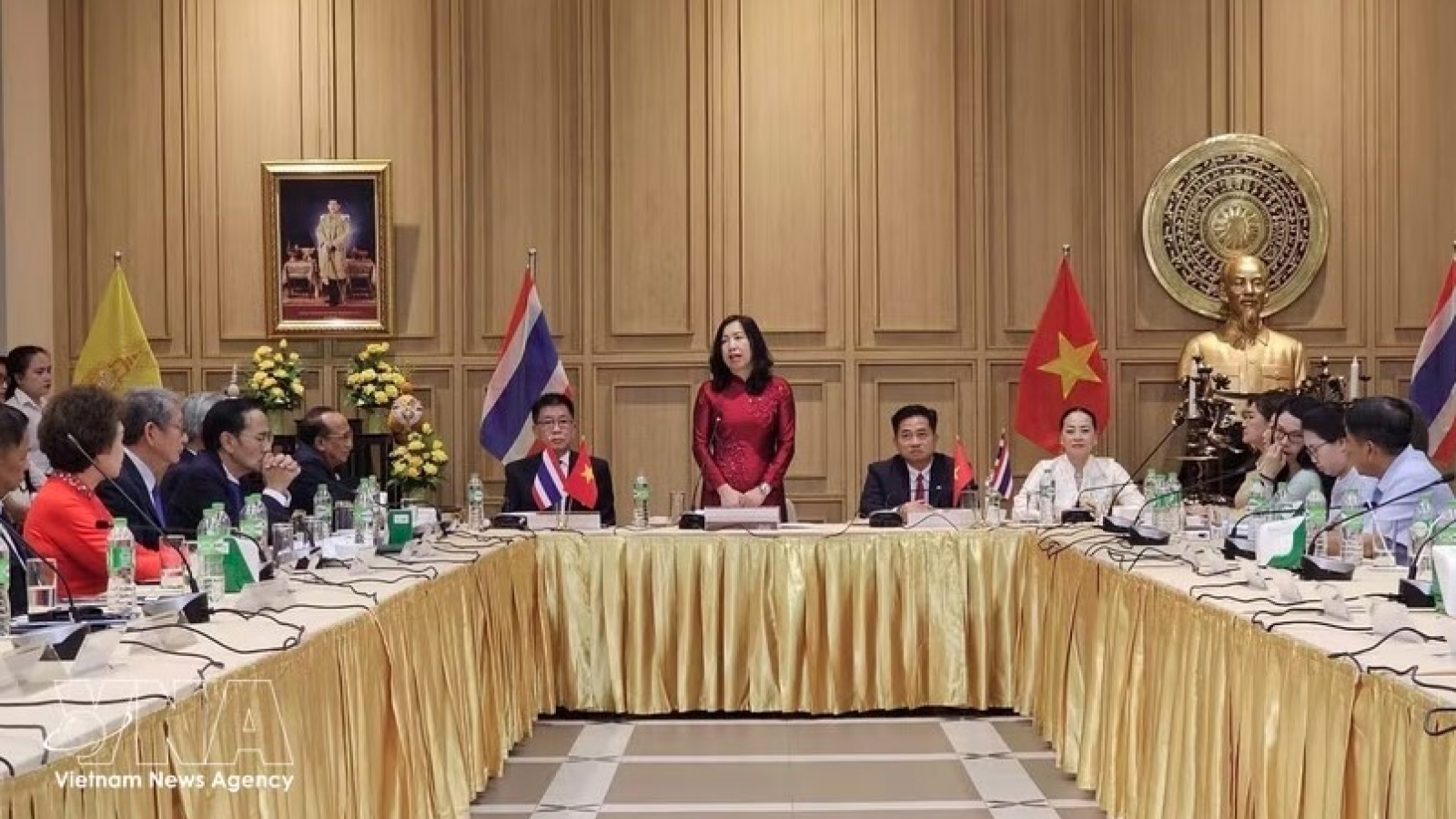 Vietnamese community in Thailand urged to strengthen friendship bridge