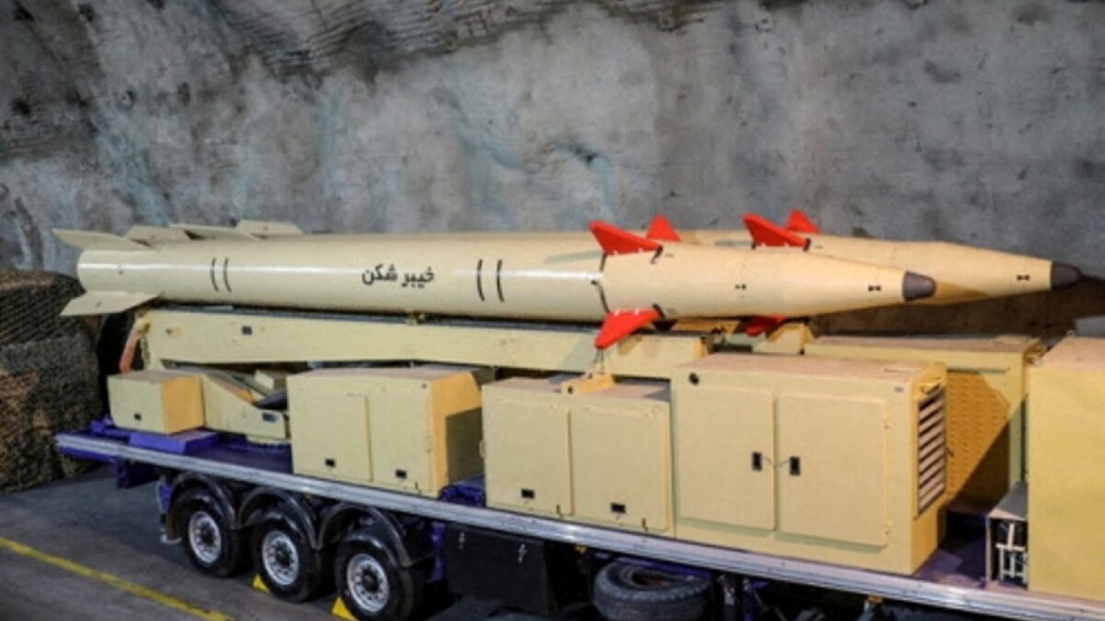 Tên lửa Kheibar Shekan và bước chuyển mình trong học thuyết tác chiến của Iran