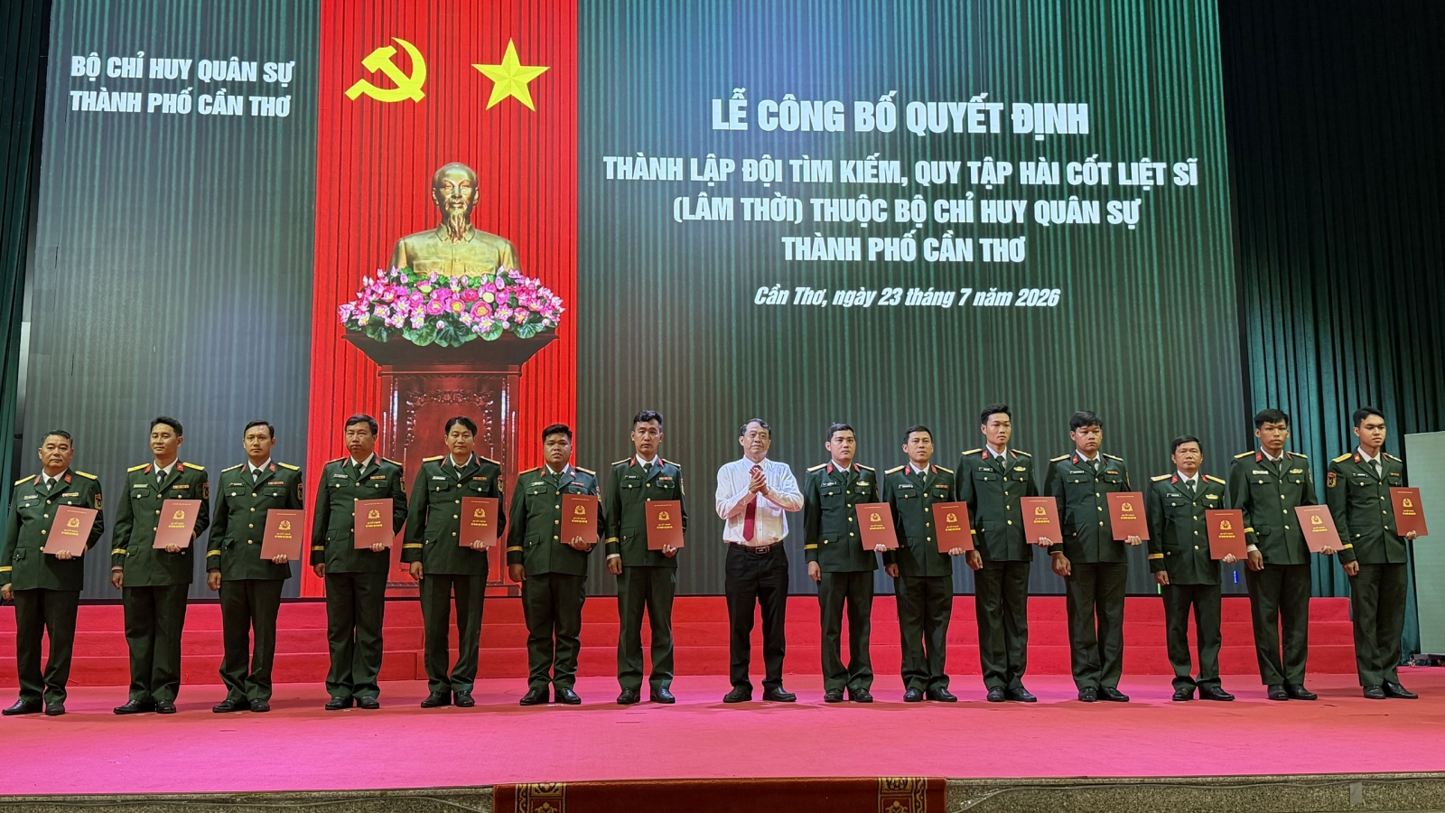 Thành lập Đội tìm kiếm, quy tập hài cốt liệt sĩ lâm thời tại Cần Thơ