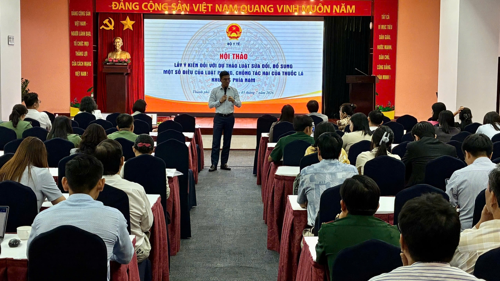 Có thể giảm 5 triệu người hút thuốc nếu cấm trưng bày thuốc lá tại điểm bán