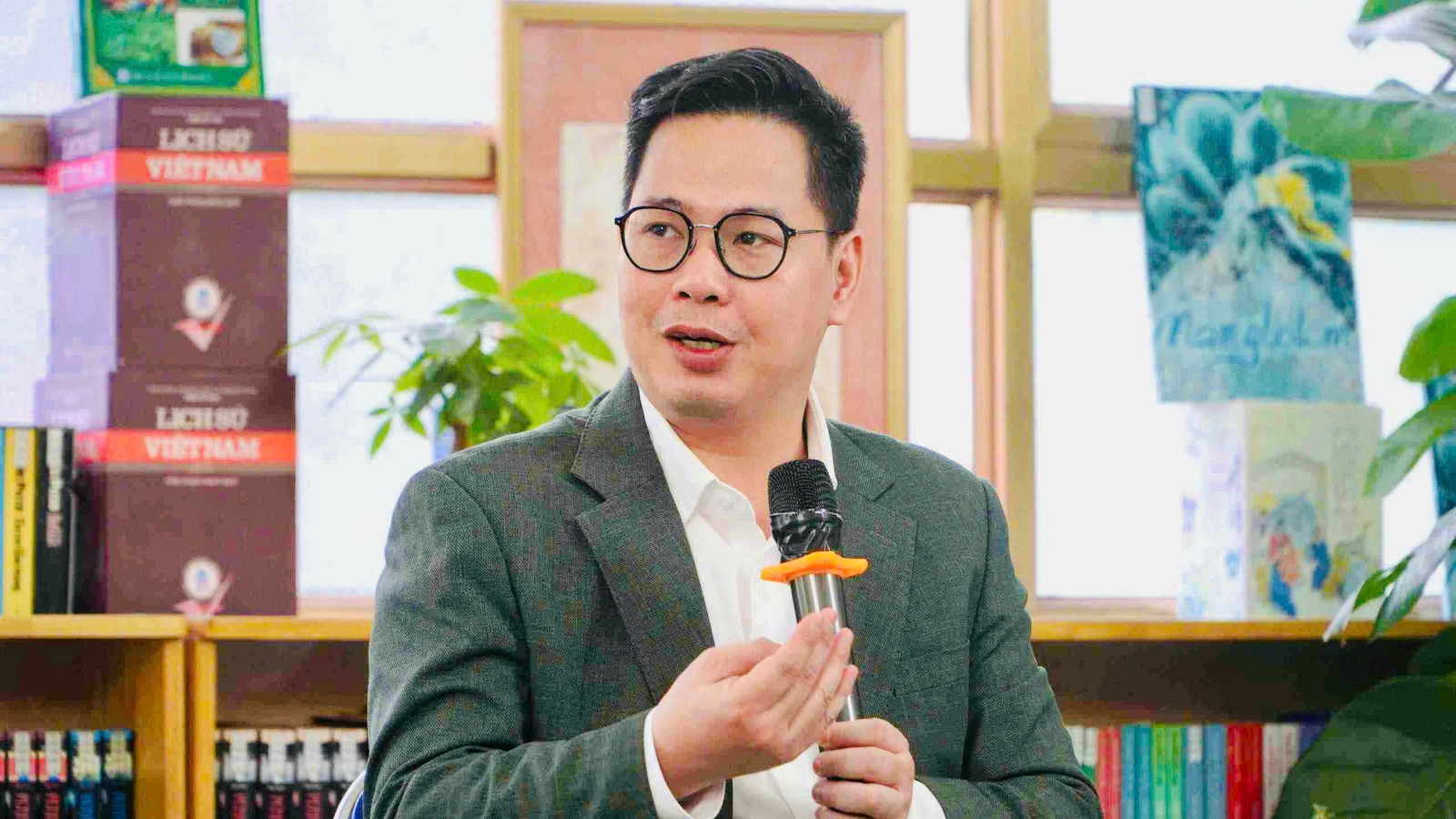 Gian lận thi cử phải xử nghiêm nhưng học sinh cần được bảo vệ trước sự quy chụp