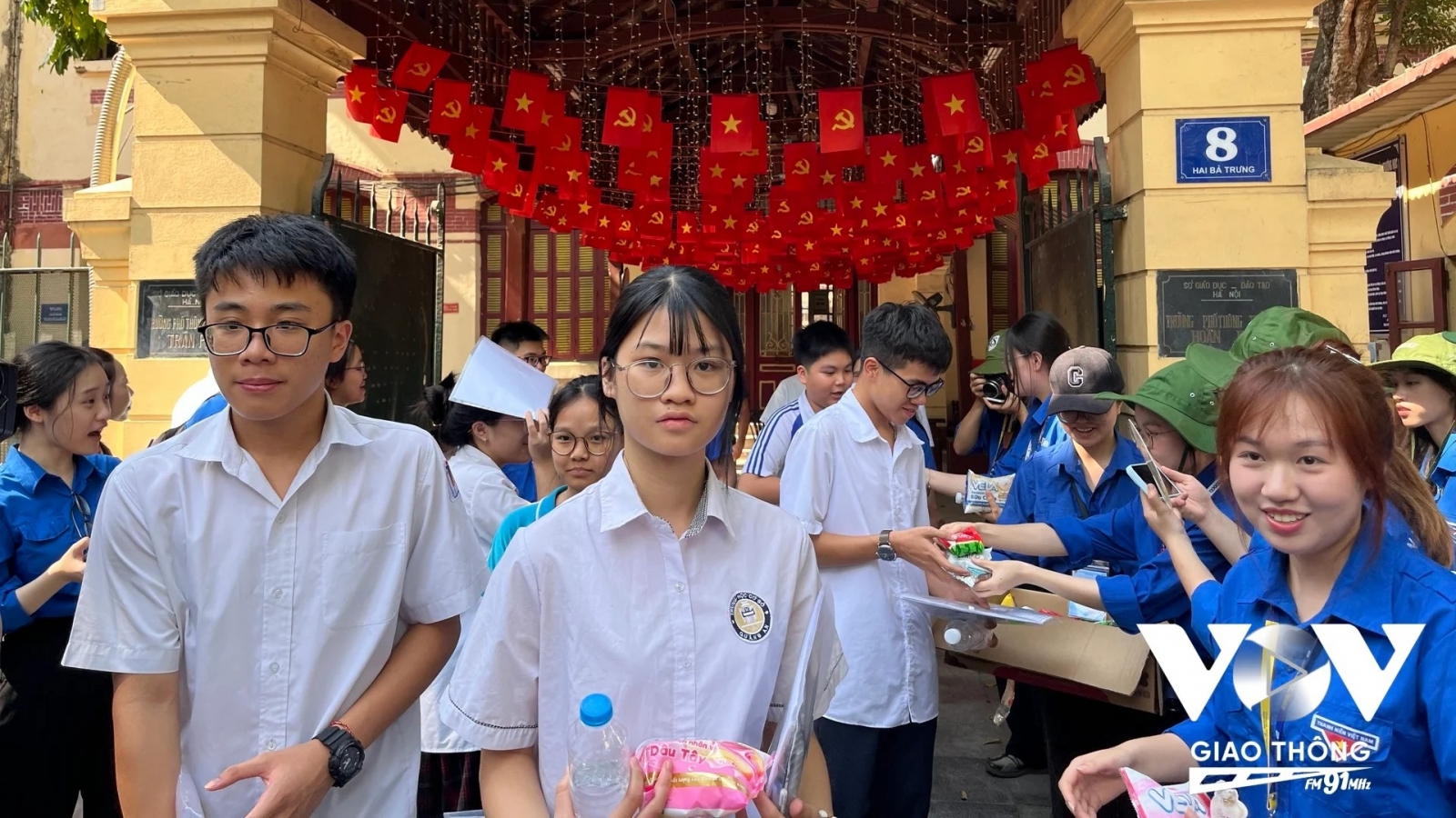Miễn là vào đại học