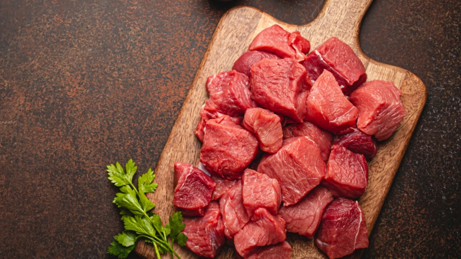Thịt bò bổ dưỡng đến mấy nhưng những người này cũng chớ dại ăn nhiều