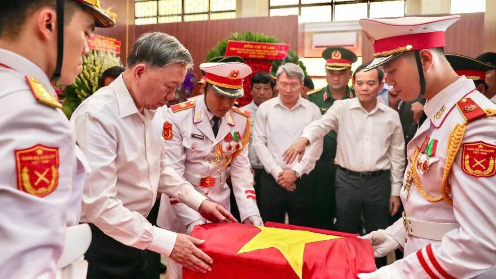 Tổng Bí thư, Chủ tịch nước Tô Lâm: Nhân dân ta, Đảng ta không bao giờ quên những người đã hy sinh vì đất nước