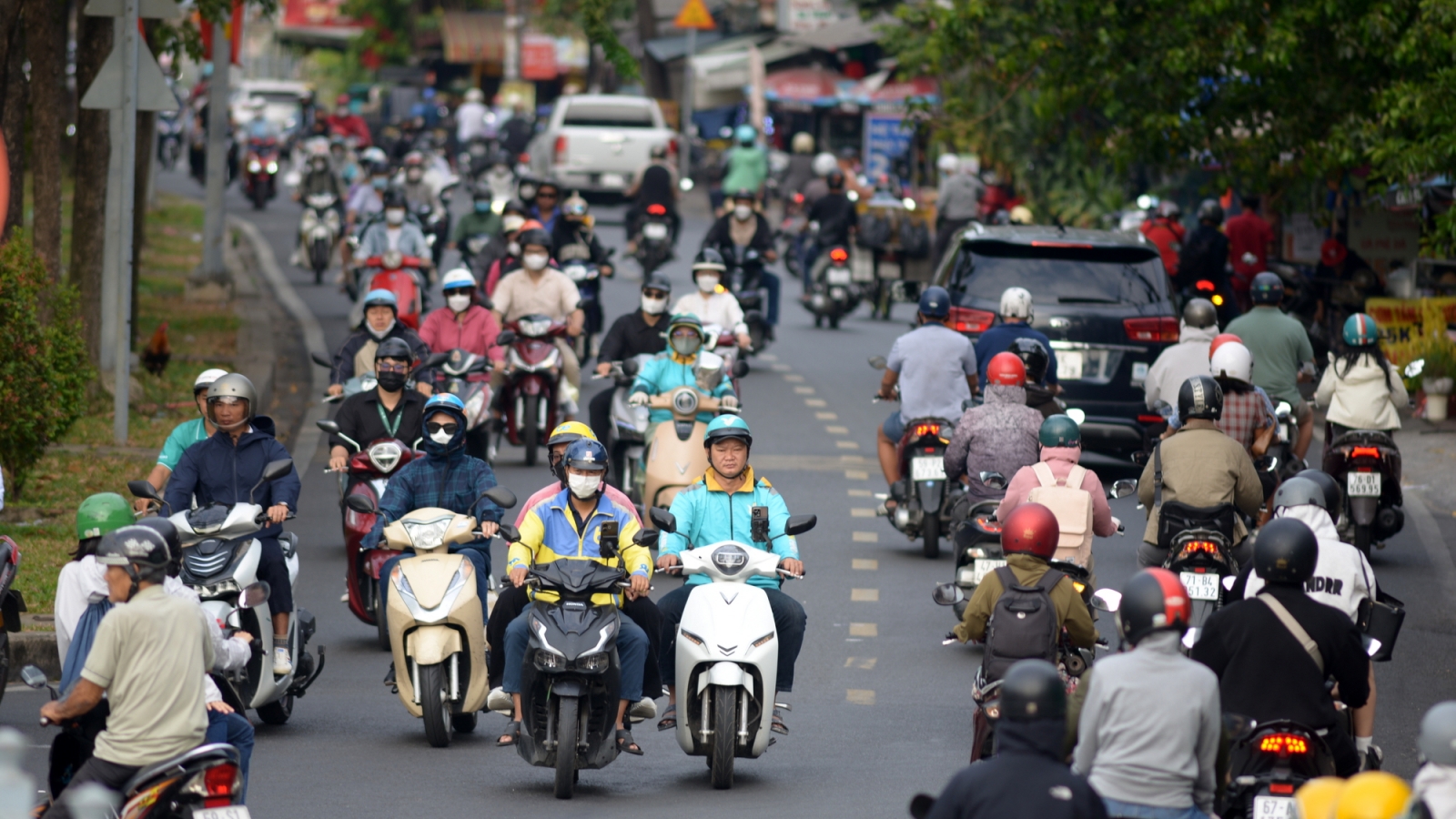 TP.HCM yêu cầu cán bộ công chức phải tiên phong đi đầu chuyển đổi giao thông xanh