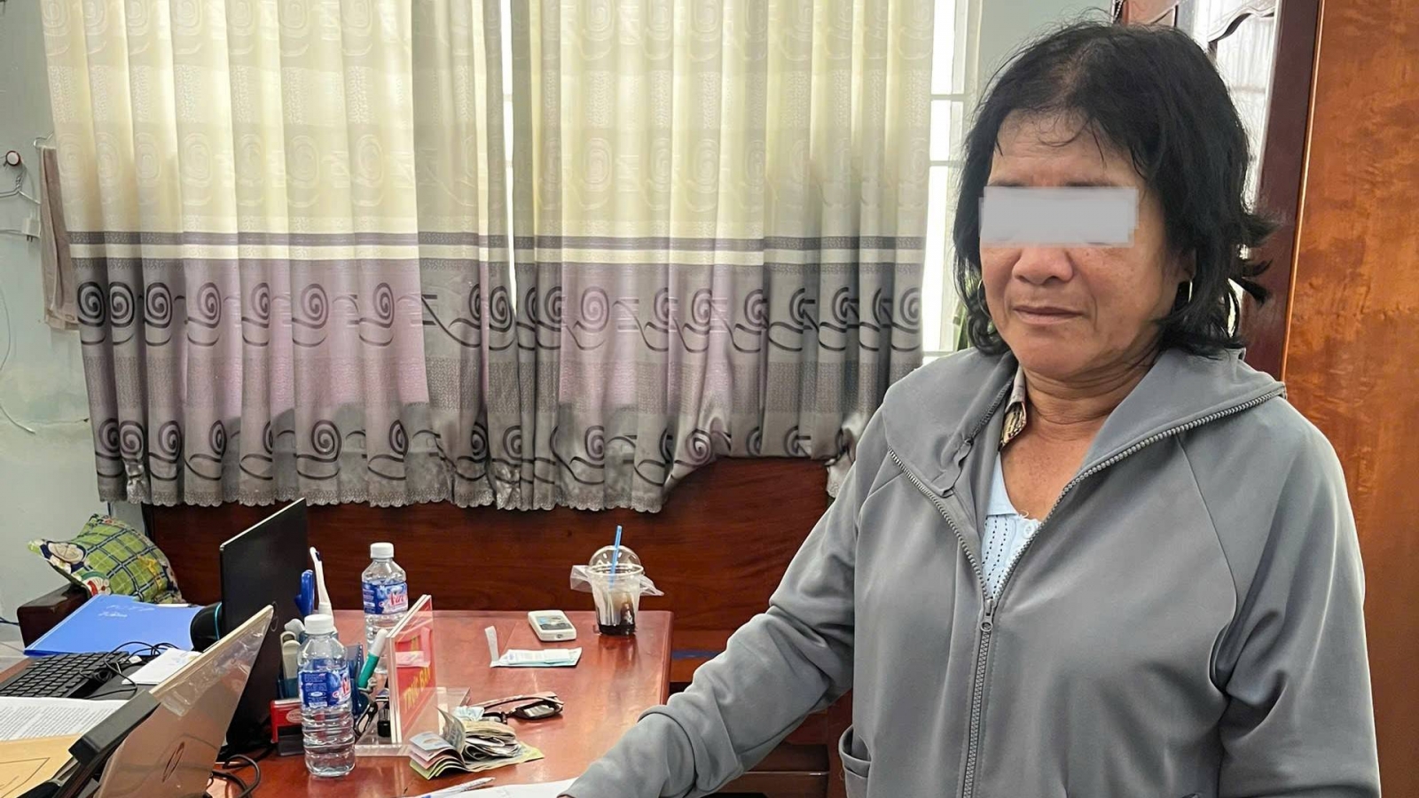 Xử lý người phụ nữ trộm 59 tờ vé số của người khuyết tật
