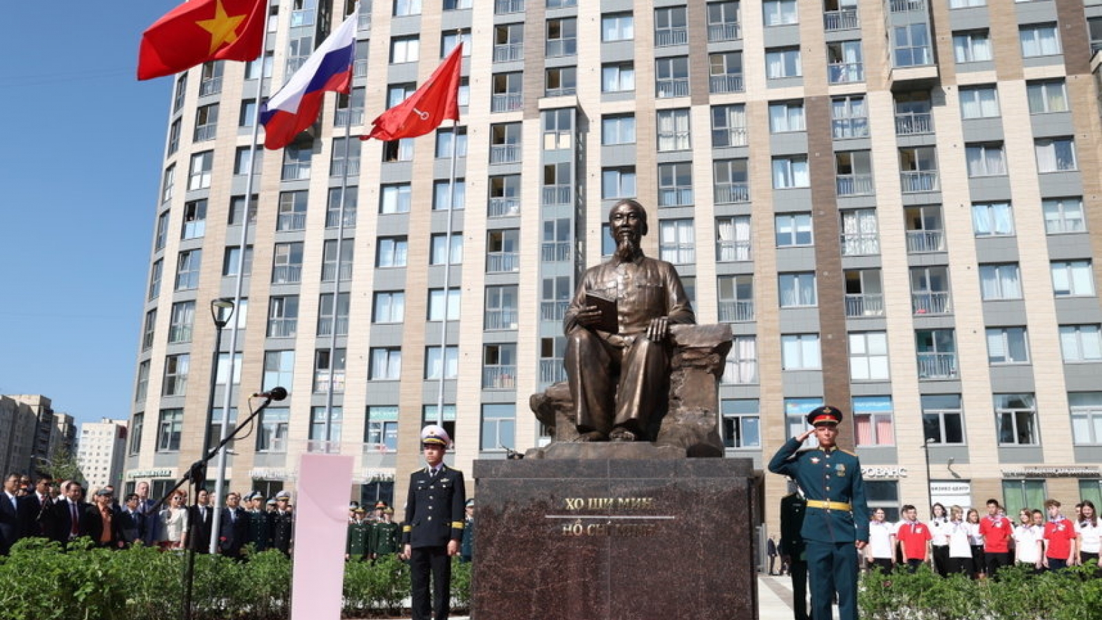 Saint Petersburg đầu tư chỉnh trang Quảng trường Hồ Chí Minh