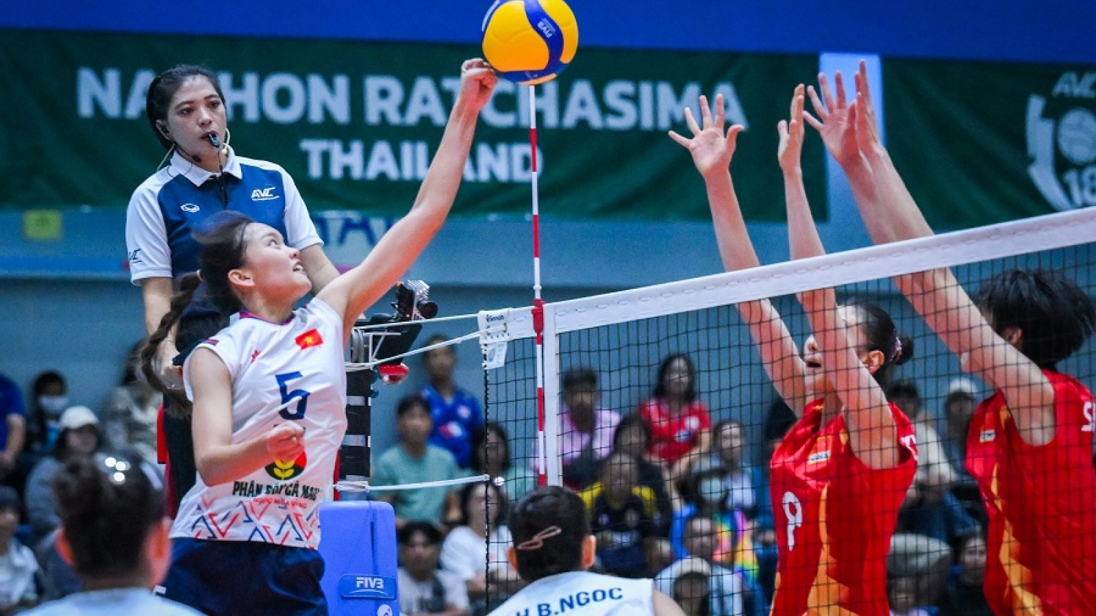 Vietnam's U18 girls fall to China in AVC volleyball quarter-finals