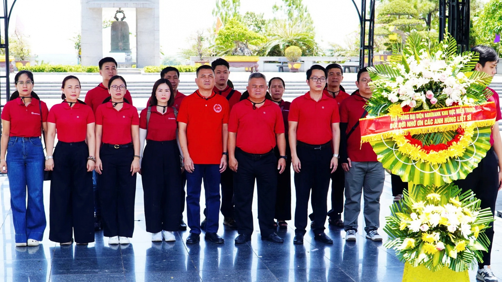 Agribank miền Trung thực hiện tốt công tác đền ơn đáp nghĩa