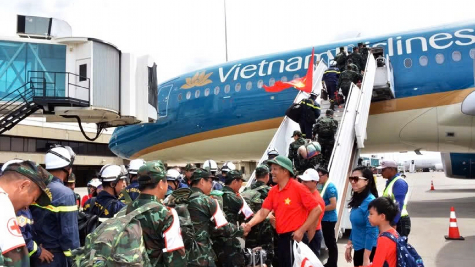 Vietnam rescue team completes humanitarian mission in earthquake-hit Venezuela