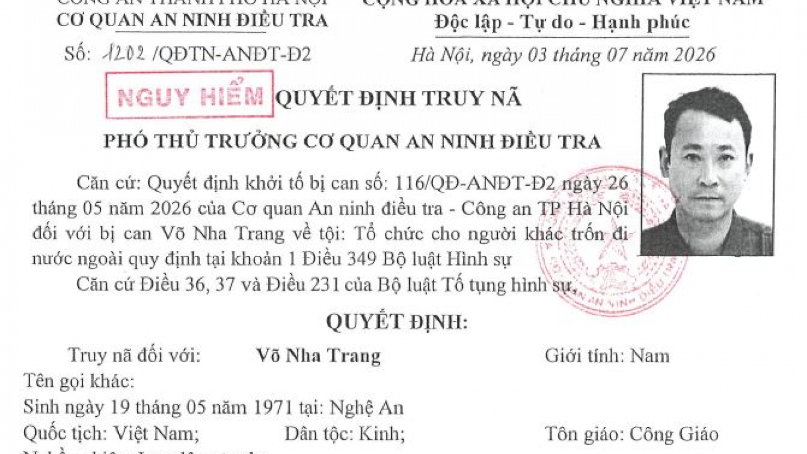 Truy nã đối tượng bị khởi tố về tội tổ chức cho người khác trốn đi nước ngoài
