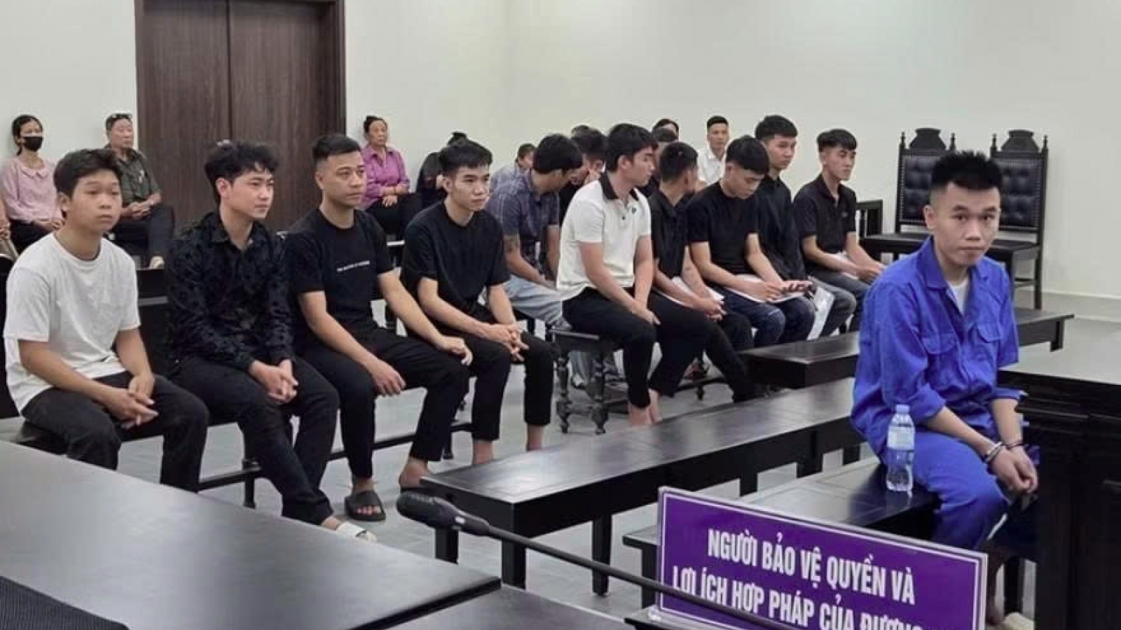 Nóng 24h ngày 1/8: Lĩnh án vì giả danh bán "thần dược" giả
