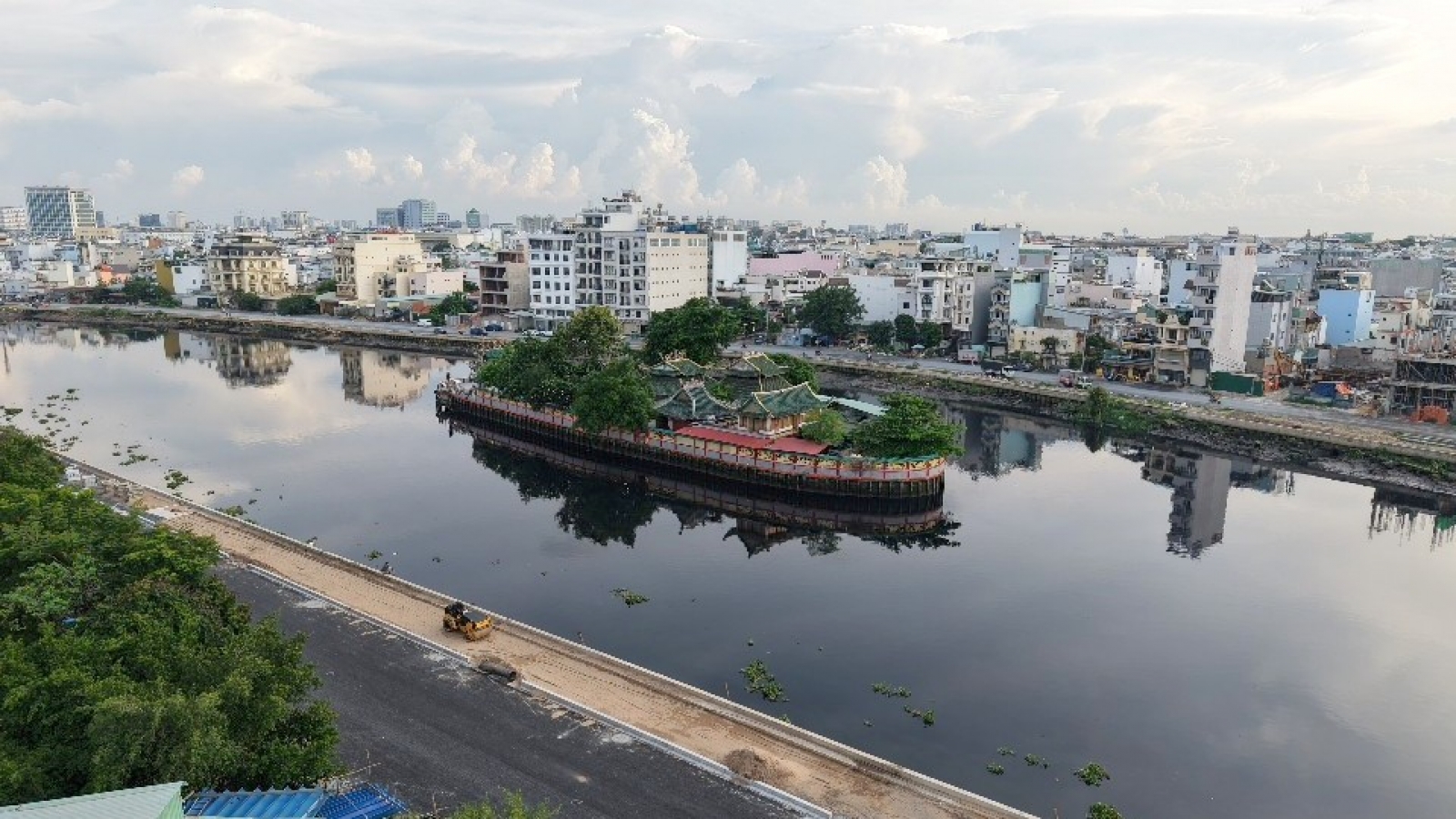 Xây dựng hệ sinh thái du lịch đường thủy gắn với di sản ven sông Vàm Thuật