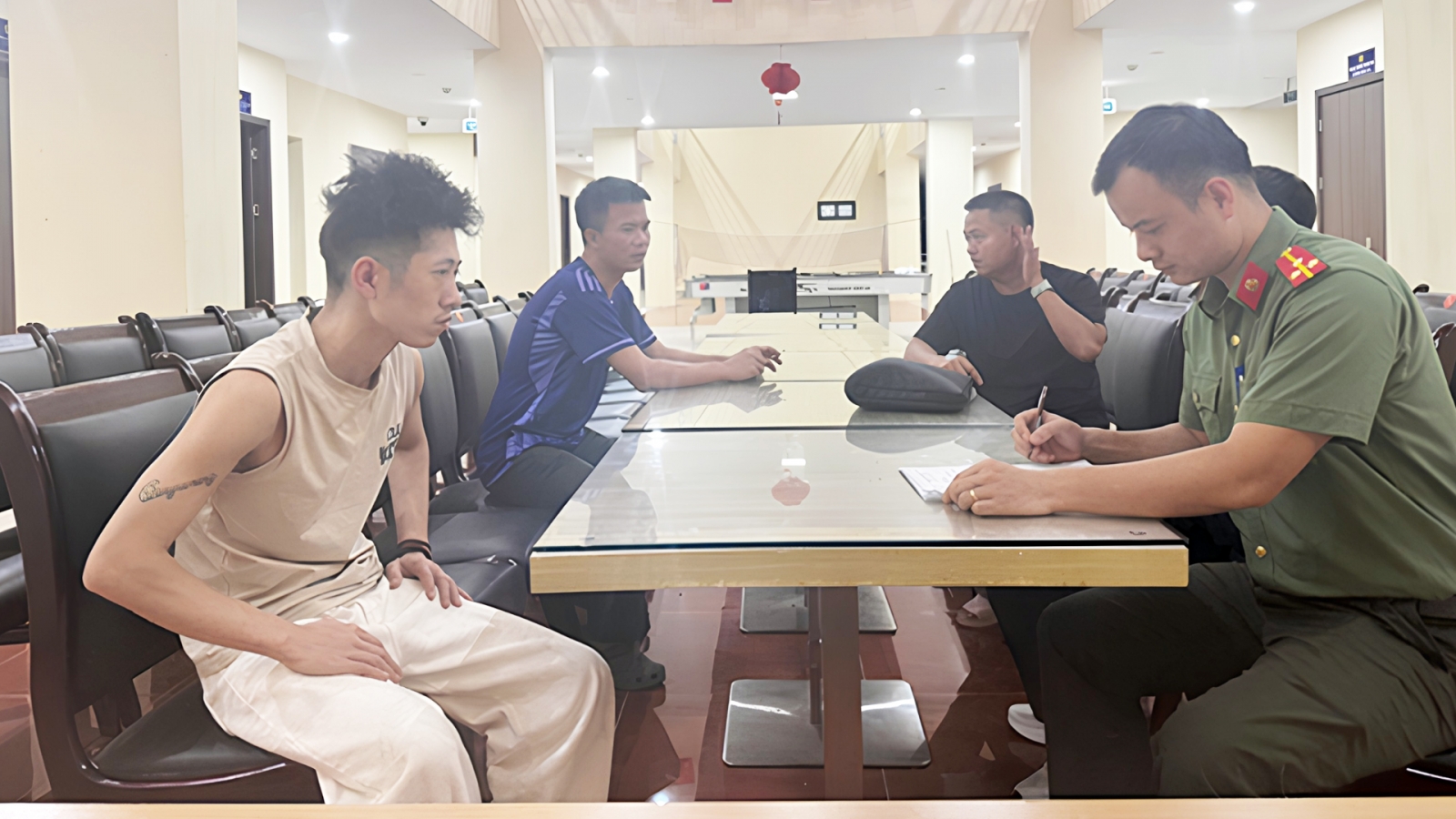 Hà Nội xử lý 1 trường hợp người nước ngoài nhập cảnh trái phép vào Việt Nam