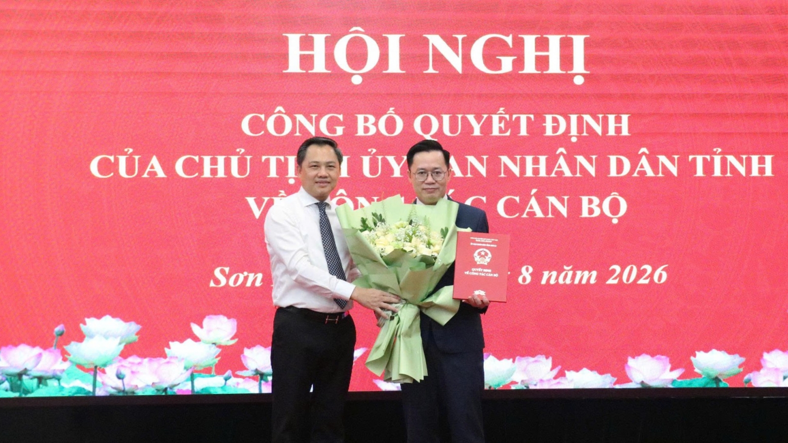 Sơn La công bố các quyết định về công tác cán bộ