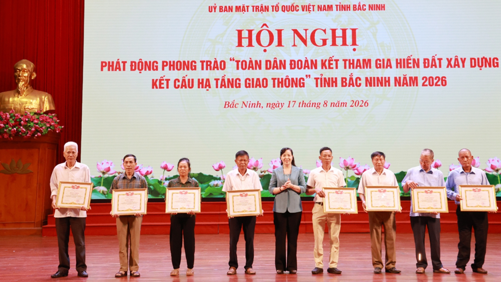 Bắc Ninh phát động phong trào hiến đất, chung sức làm đường