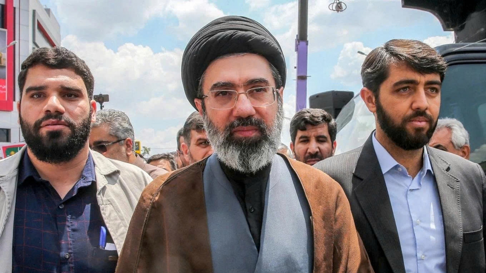 Lãnh tụ tối cao Iran bổ nhiệm tướng IRGC làm Tổng tư lệnh quân đội