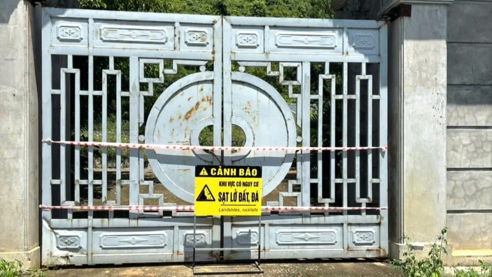 Vụ đá lăn phá nhà dân ở Ninh Bình: Vẫn chờ cơ quan chuyên môn làm rõ nguyên nhân