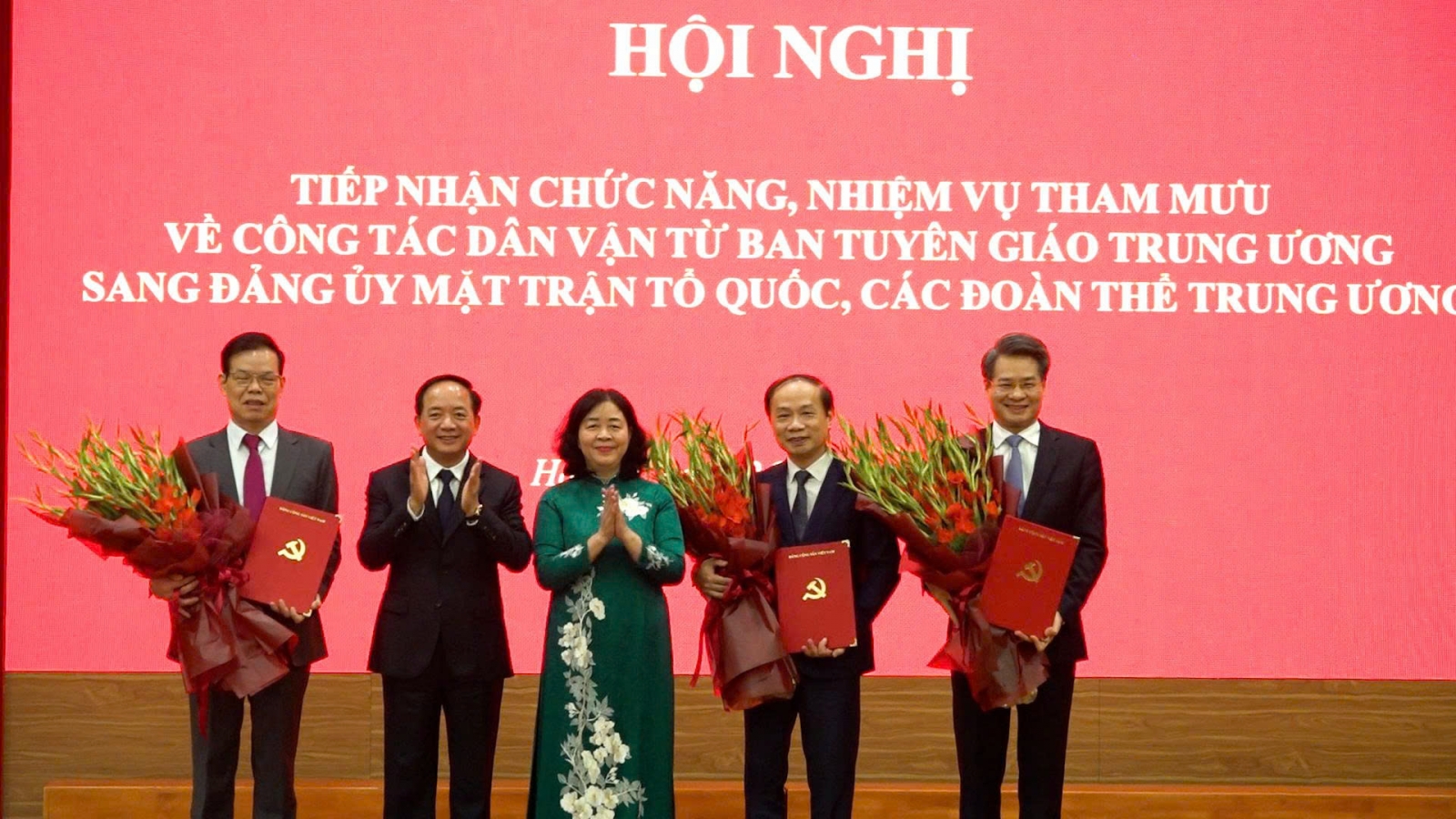 Đảng ủy MTTQ, các đoàn thể Trung ương tiếp nhận chức năng, nhiệm vụ mới
