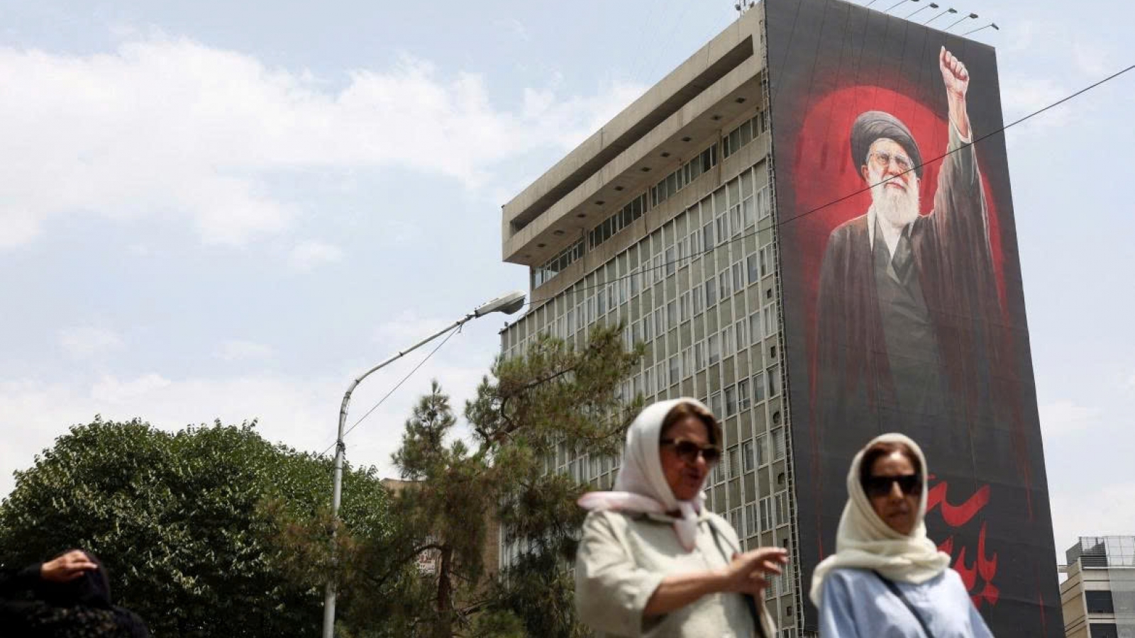 Iran khuyến cáo cáo nước không hùa theo trừng phạt của Mỹ