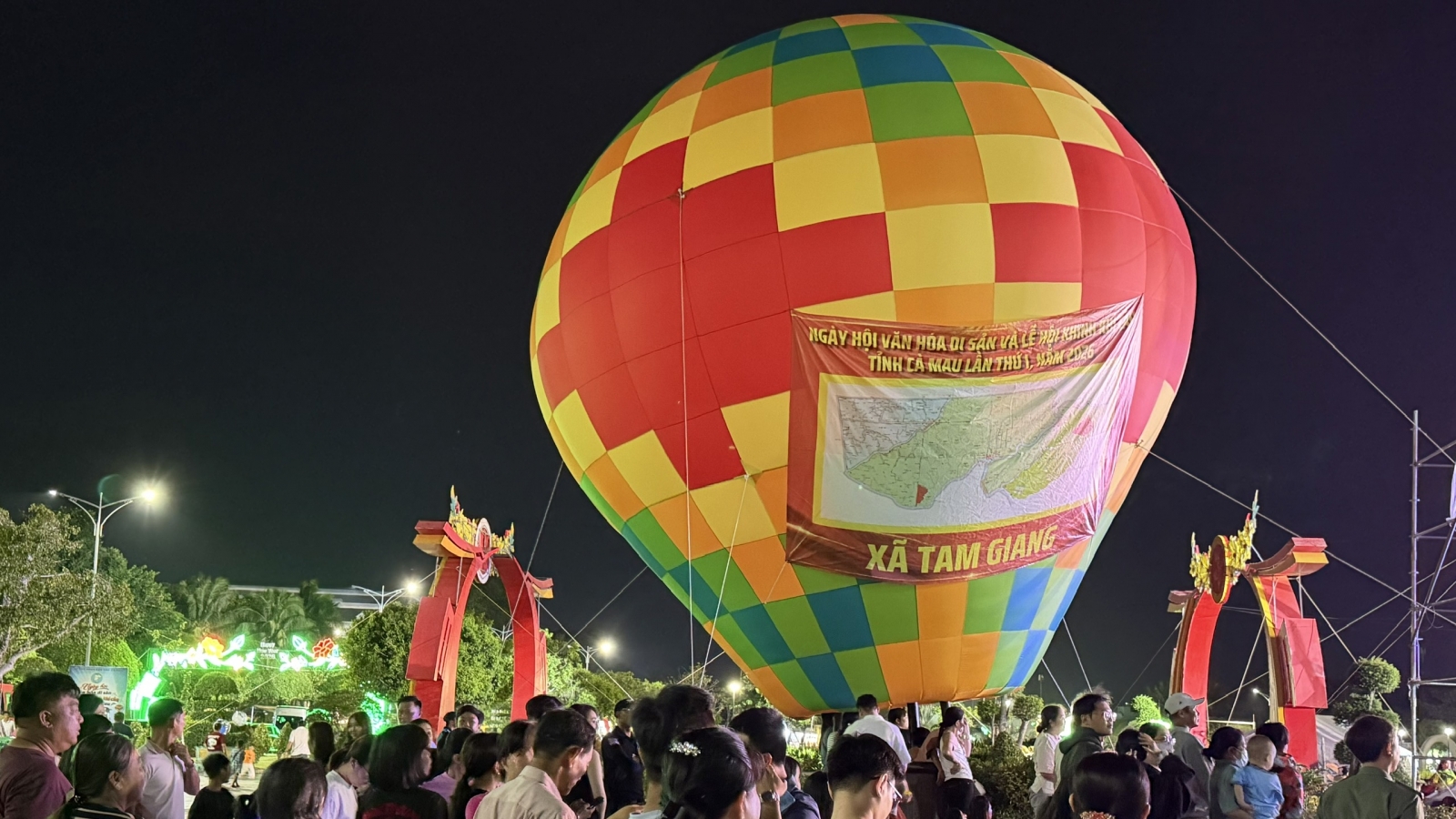 Cà Mau: Ra mắt quả khinh khí cầu du lịch lớn nhất Việt Nam