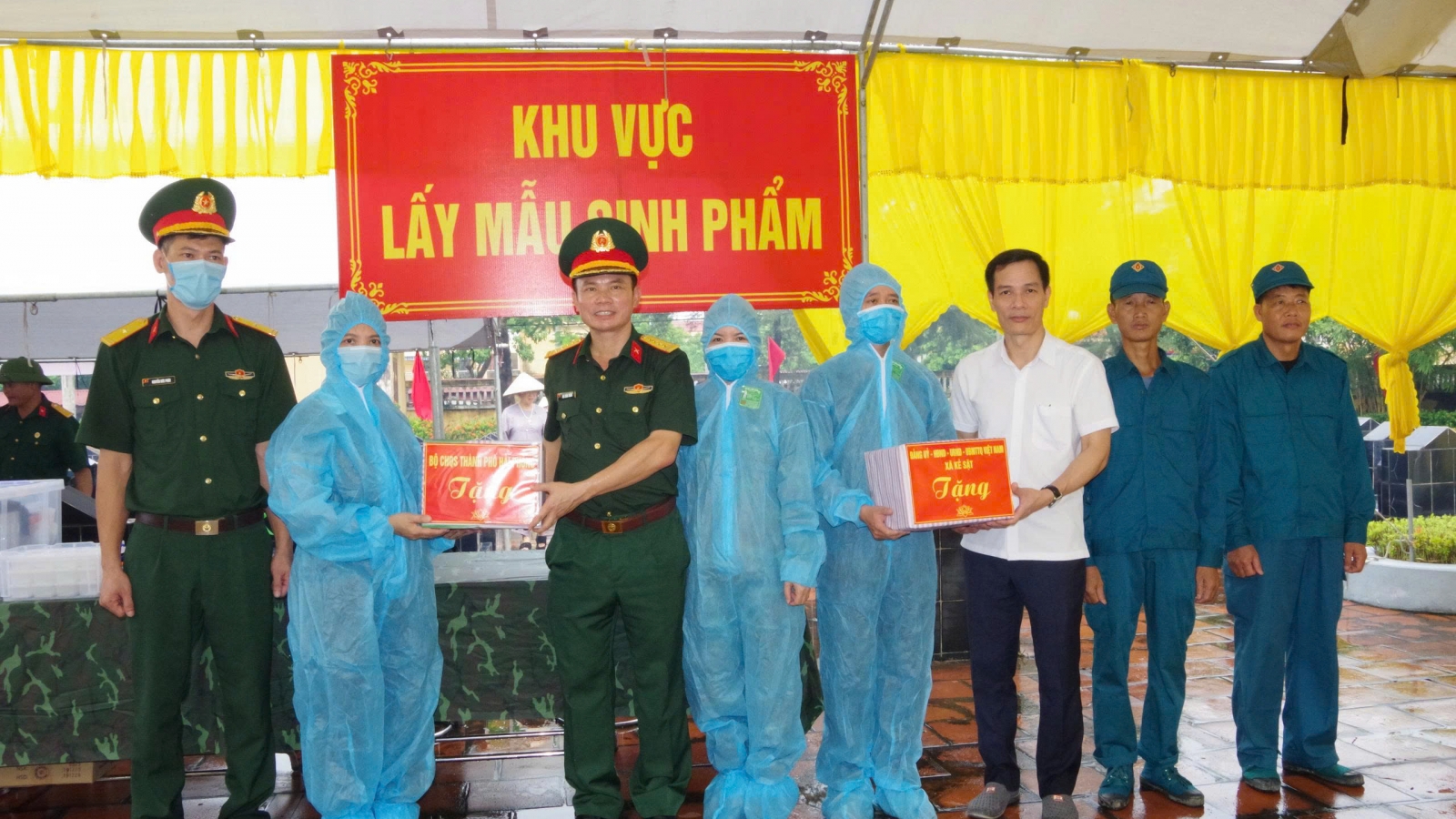 Vĩnh Long và Hải Phòng thu nhận hàng chục nghìn mẫu ADN thân nhân liệt sĩ