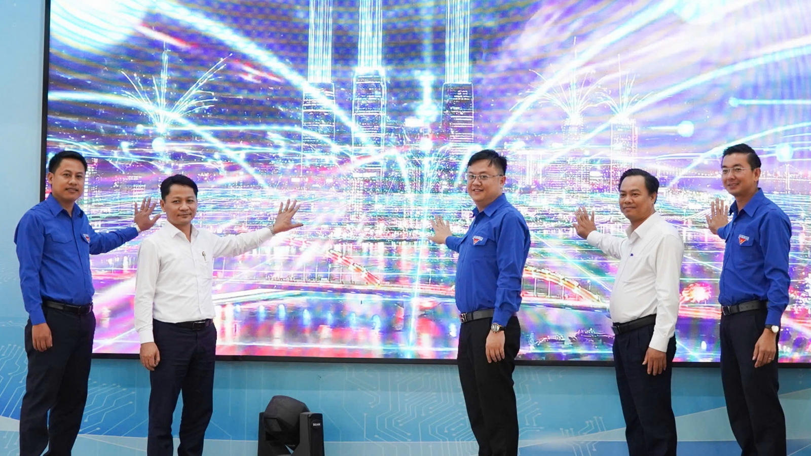 Đà Nẵng phát động 3 mô hình thúc đẩy chuyển đổi số, lan tỏa việc tốt