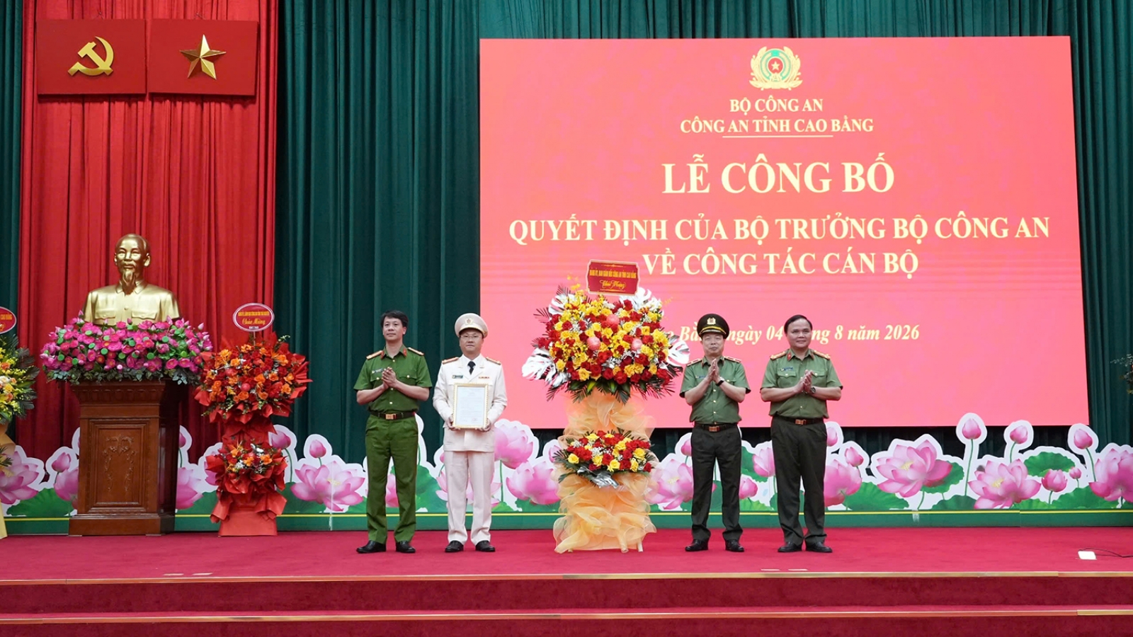 Đại tá Lê Hồng Giang giữ chức Phó Giám đốc Công an Cao Bằng