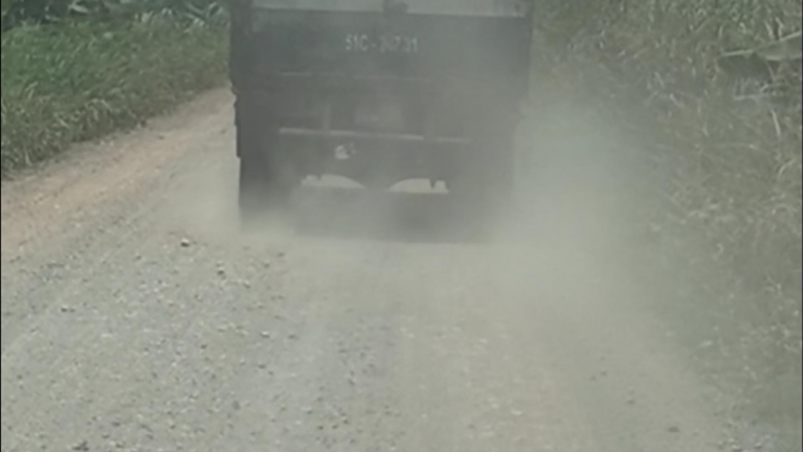 Đường tỉnh 837B Tây Ninh phủ bụi đỏ, người dân mòn mỏi chờ ngày thảm nhựa