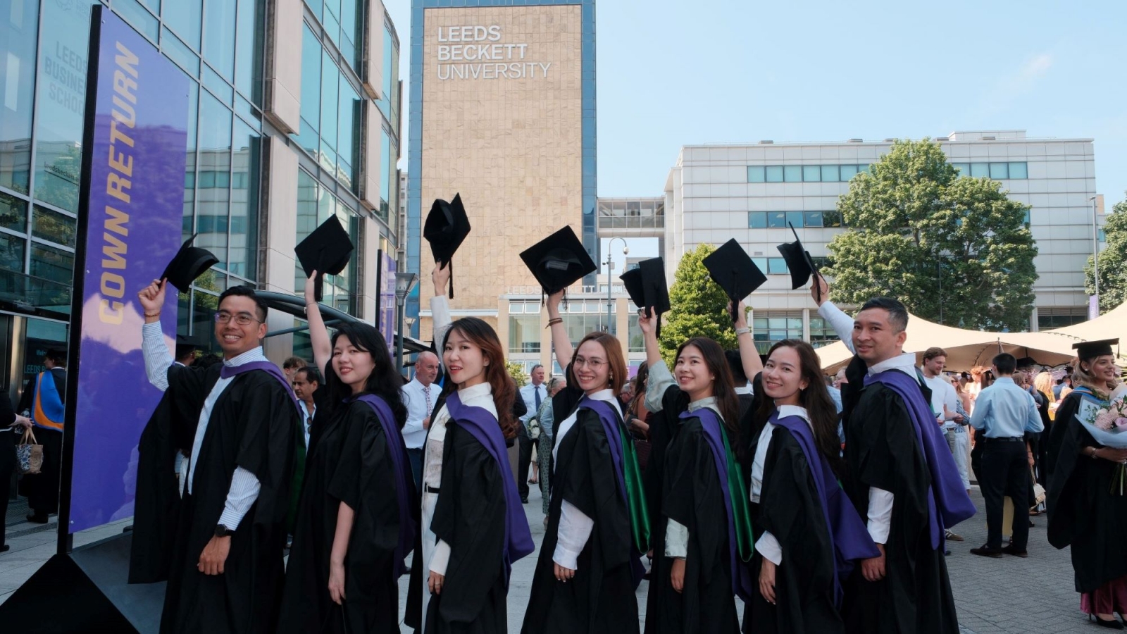 Leeds Beckett MBA: MBA chuẩn Anh Quốc, học tại Việt Nam, nhận bằng tại Anh