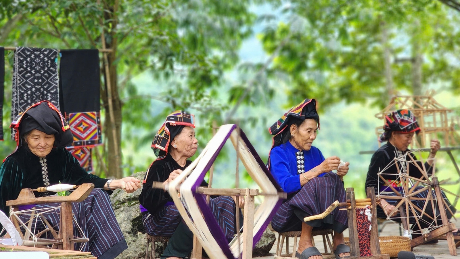 Chợ phiên vùng cao Chiềng Hặc – Nơi lưu giữ trải nghiệm nhớ thương
