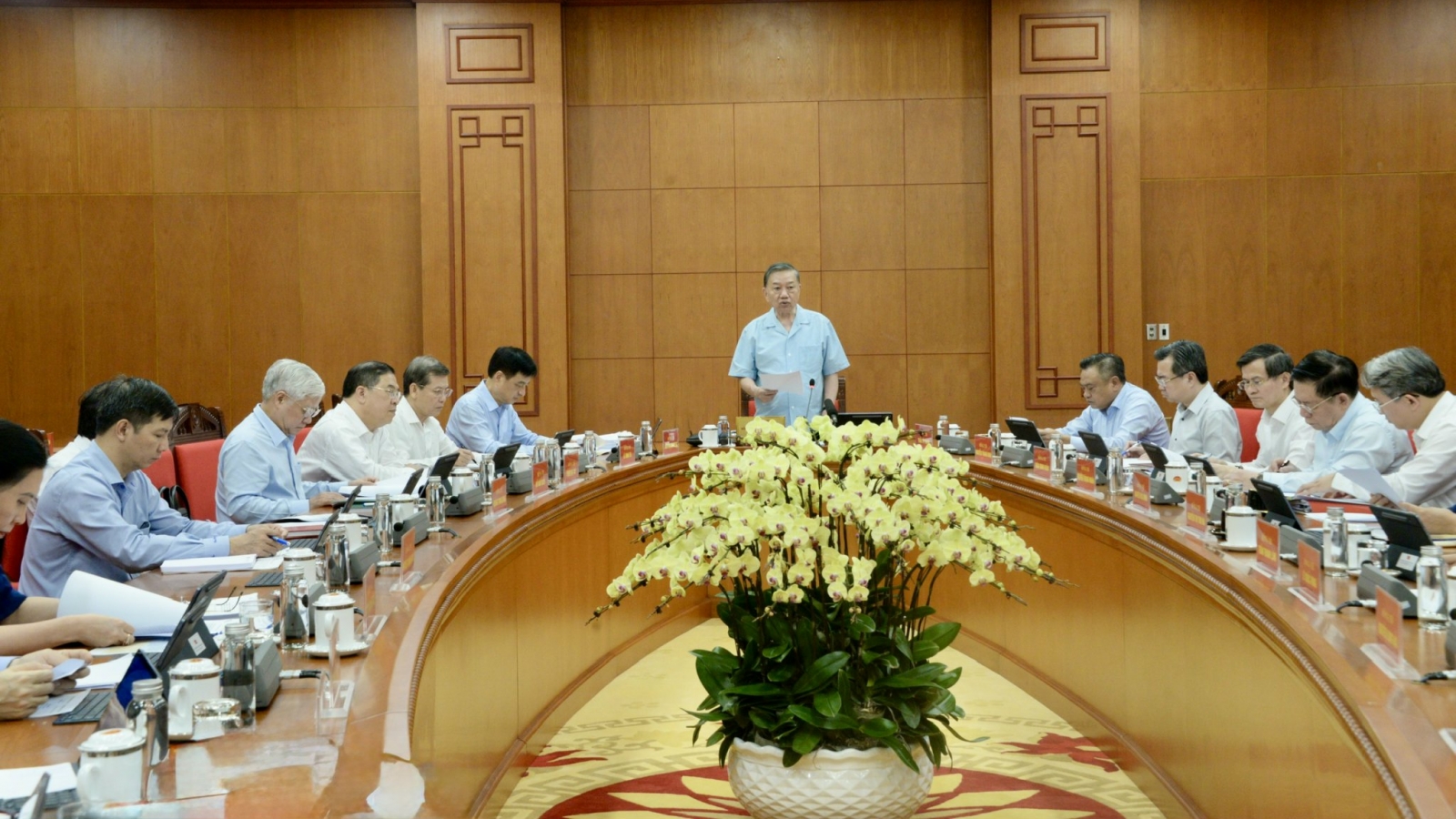 Thu hút nhân tài gắn với trọng dụng, giao nhiệm vụ cụ thể và quyền hạn cần thiết