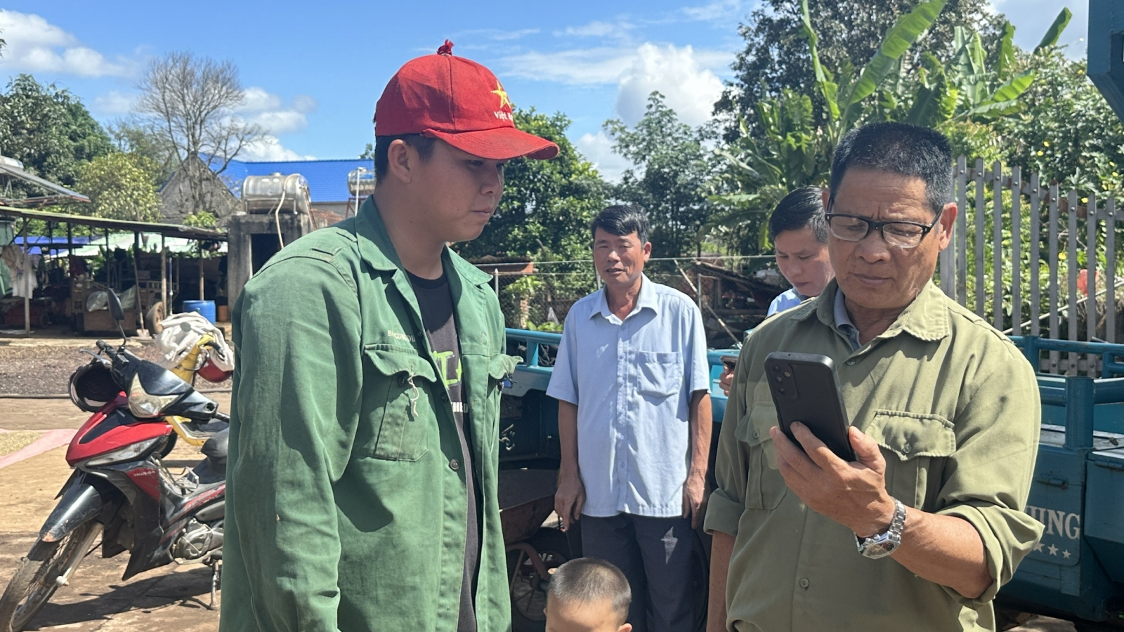Hội đồng nhân dân Đắk Lắk thông qua chính sách phụ cấp ở thôn, tổ dân phố