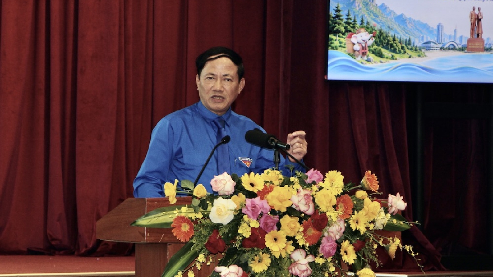 Chủ tịch UBND tỉnh Gia Lai đối thoại với thanh niên