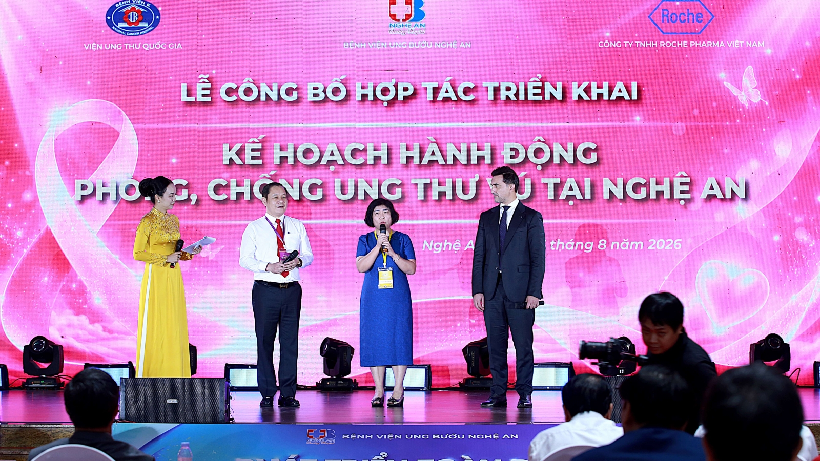 Ứng dụng y học chính xác trong chẩn đoán, điều trị ung thư ở Nghệ An