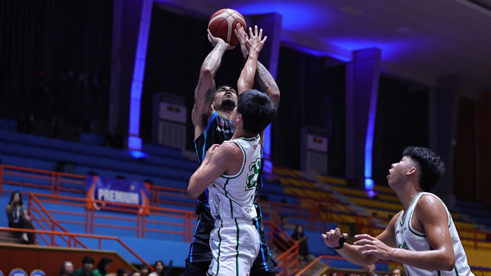 Kết quả bóng rổ mới nhất: Hanoi Buffaloes thắng đậm ở VBA