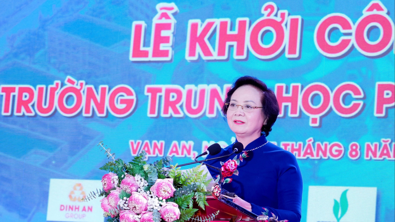 Phó Thủ tướng dự Lễ Khởi công xây dựng Trường THPT Nam Đàn 1, tỉnh Nghệ An