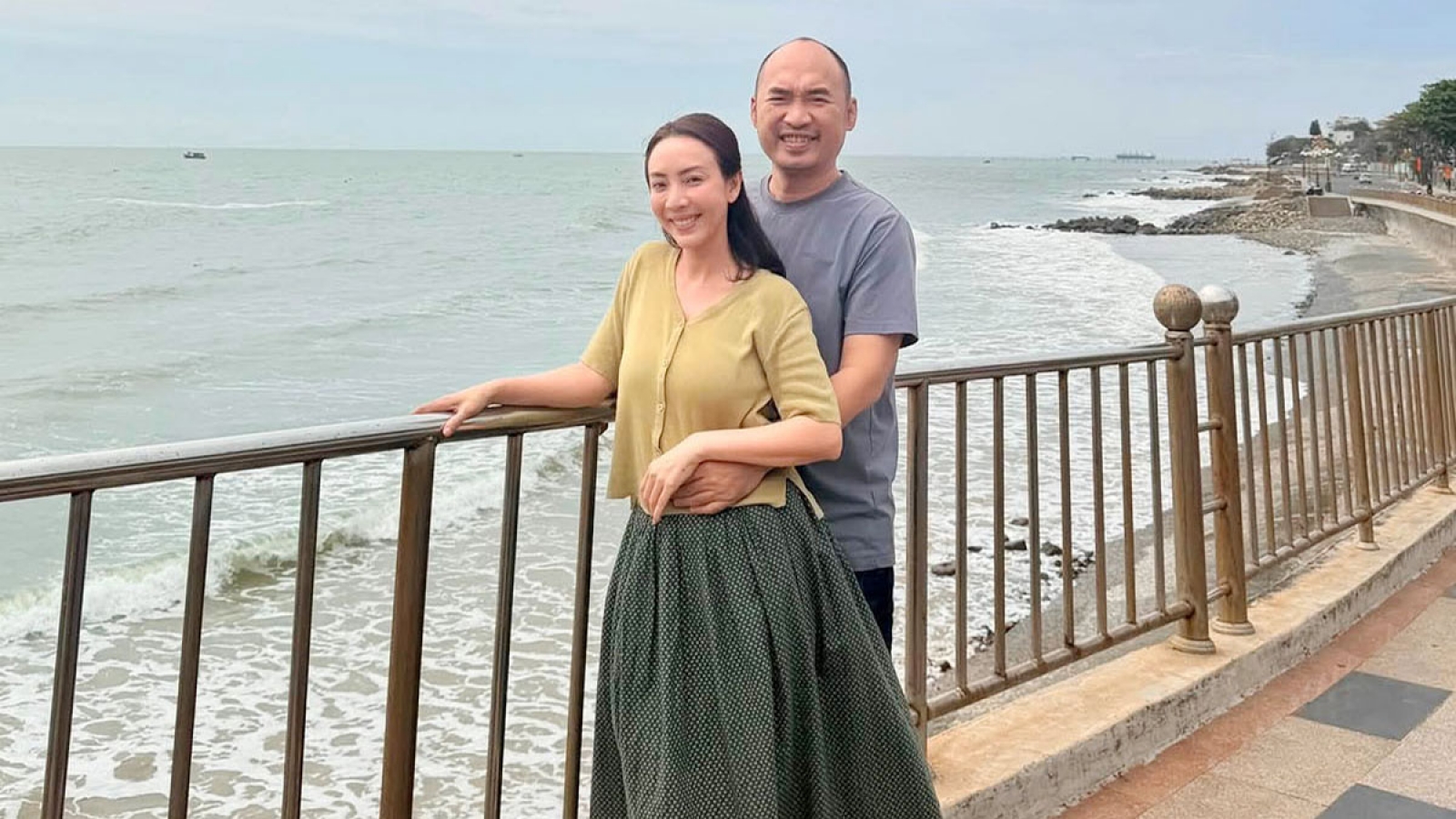Sao Việt 22-8: Tiến Luật và Thu Trang lên tiếng vụ “nữ diễn viên bị chém”