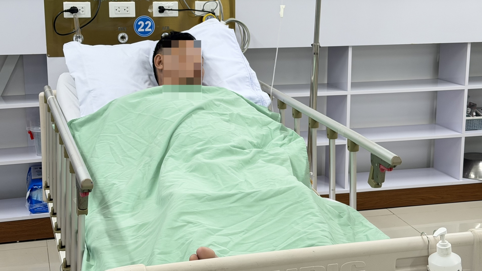 Cứu chữa thành công bệnh nhân nhồi máu cơ tim cấp do ong vò vẽ đốt
