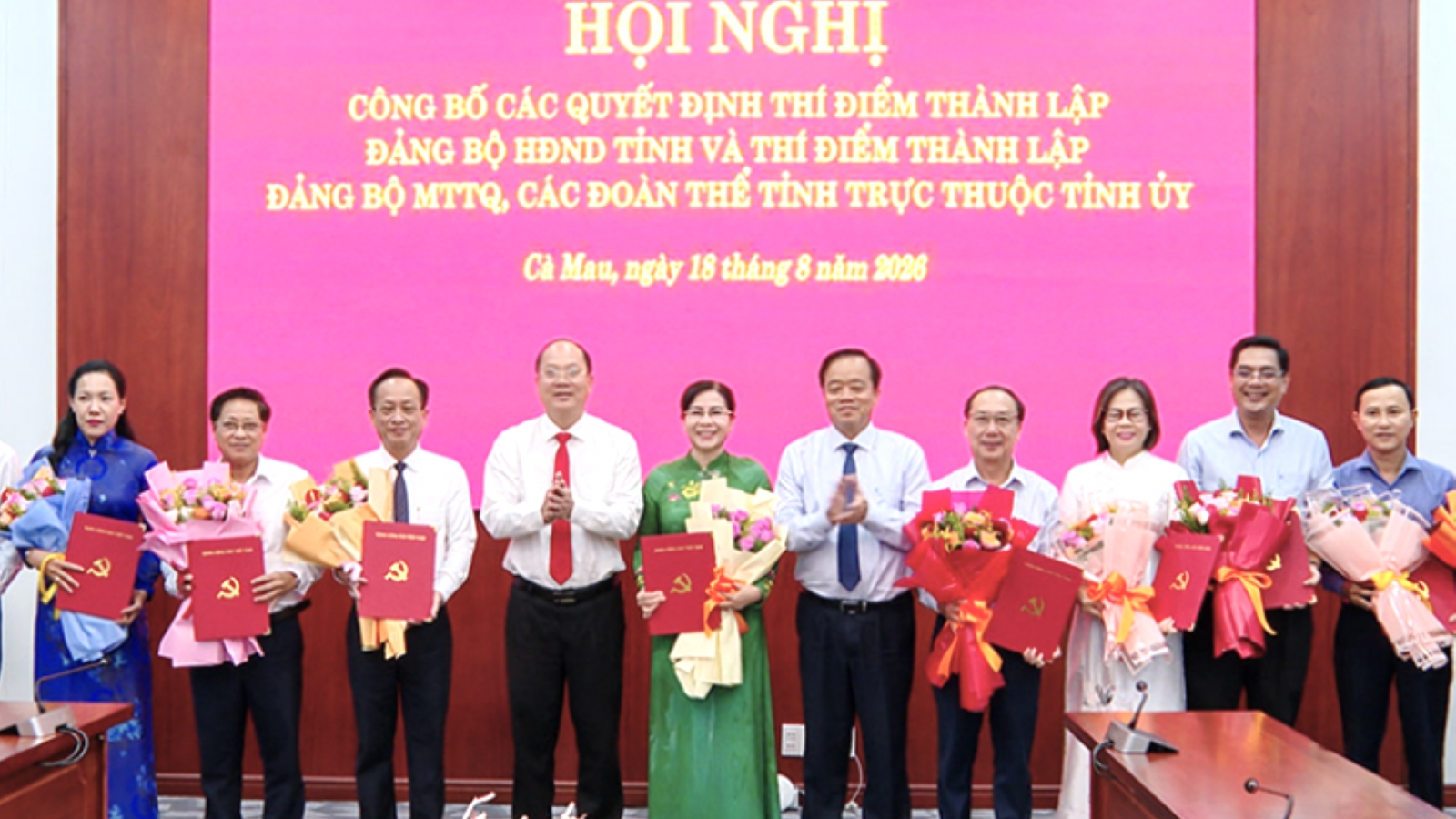 Thành lập 2 đảng bộ trực thuộc tỉnh ủy Cà Mau