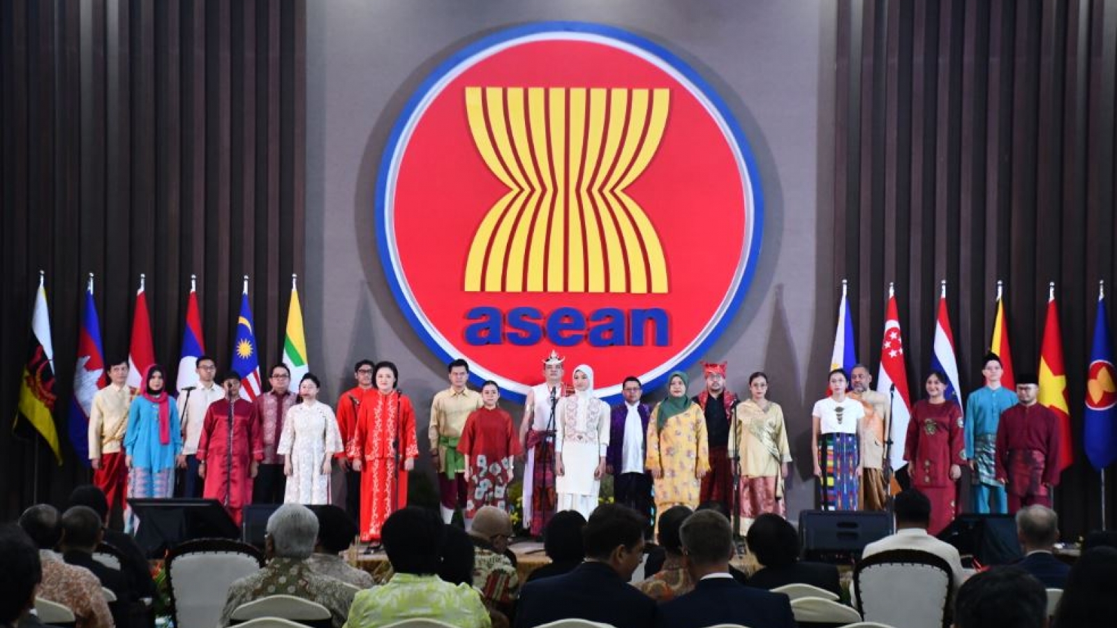 ASEAN kỷ niệm 59 năm thành lập: Đoàn kết và tự cường là sức mạnh