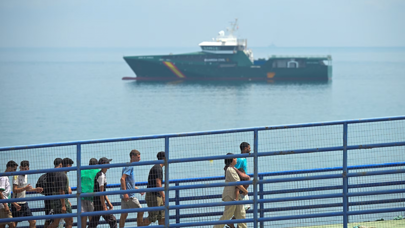 EU, Tây Ban Nha kiểm soát khủng hoảng di cư tại Ceuta, Italia siết chặt biên giới