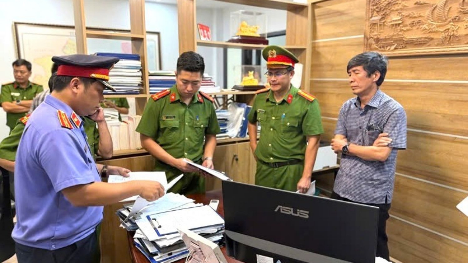 Khai trừ khỏi Đảng một giám đốc ban quản lý dự án ở Huế