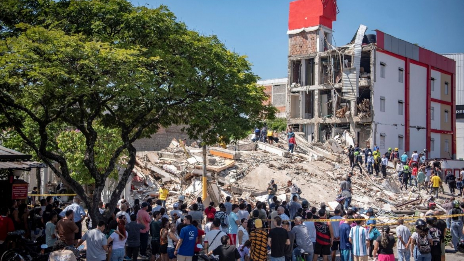 Vietnam sends condolences to Colombia over earthquake losses